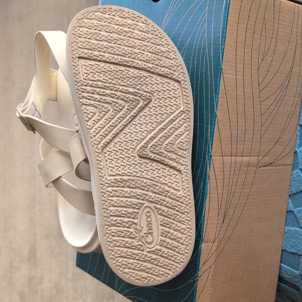 Chaco Women's Townes Midform Sandals 6 - Picture 9 of 13